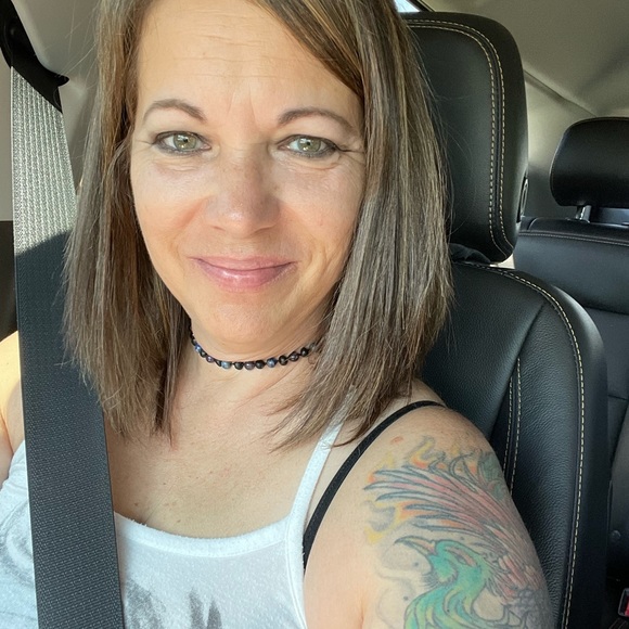 Michele 💜 - Picture 6 of 6